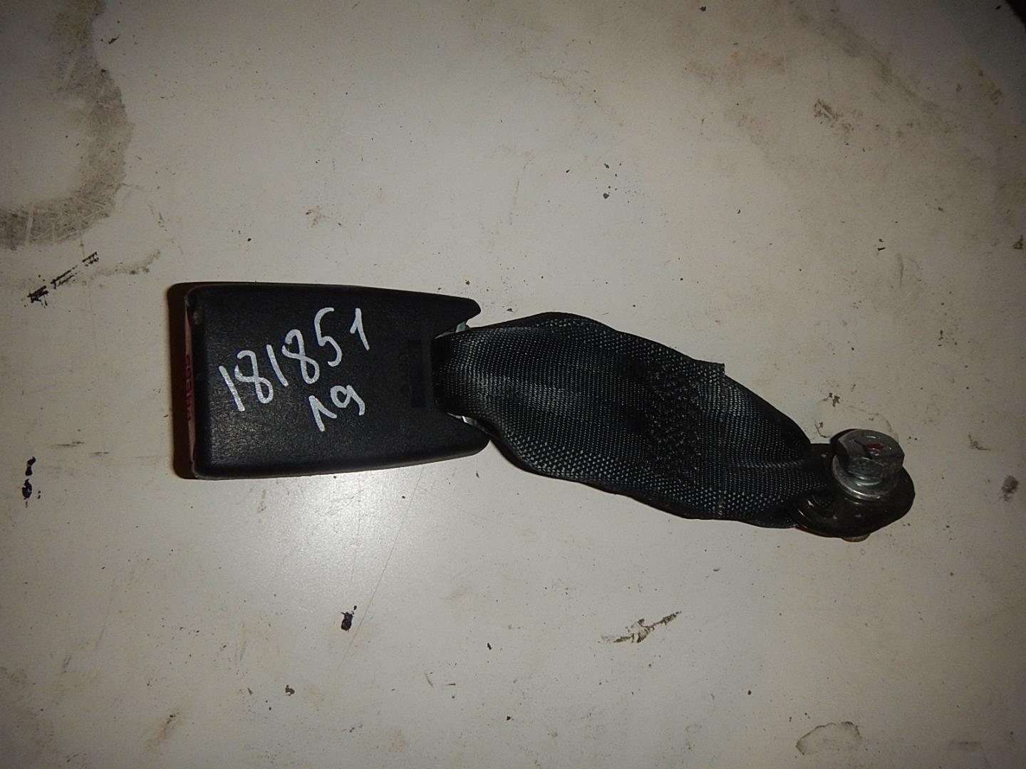 Ответная часть ремня безопасности