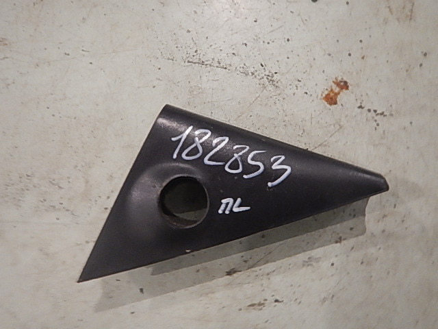 Крышка зеркала внутренняя правая