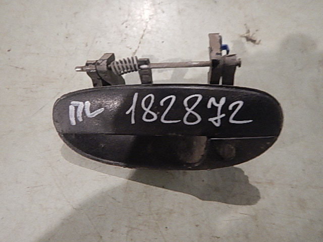 Ручка двери передней наружная левая