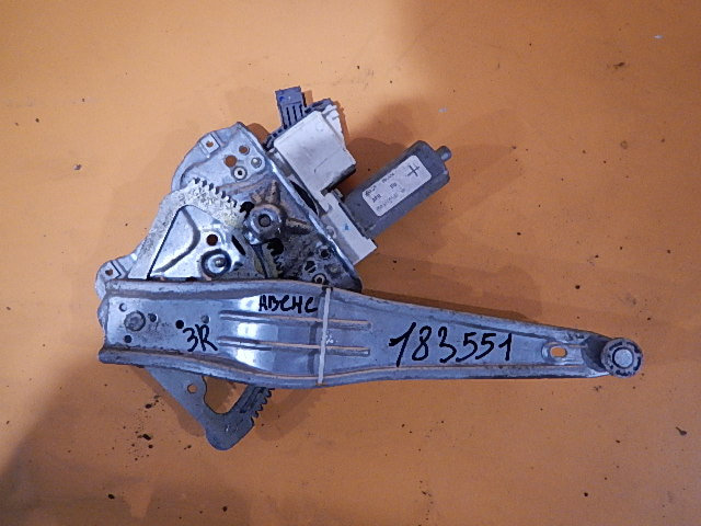 Стеклоподъемник электр. задний правый