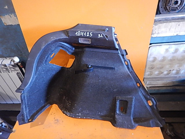 Обшивка багажника