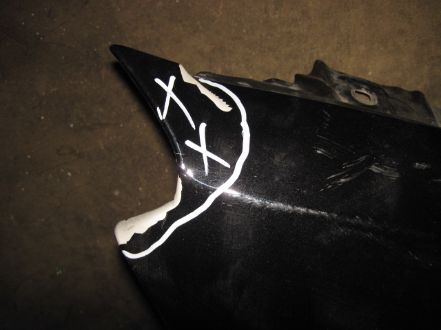 Крыло переднее левое