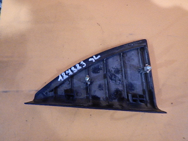 Накладка двери задней левой