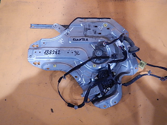 Стеклоподъемник электр. задний левый