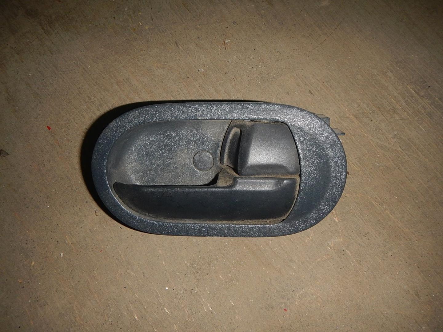 Ручка двери внутренняя правая