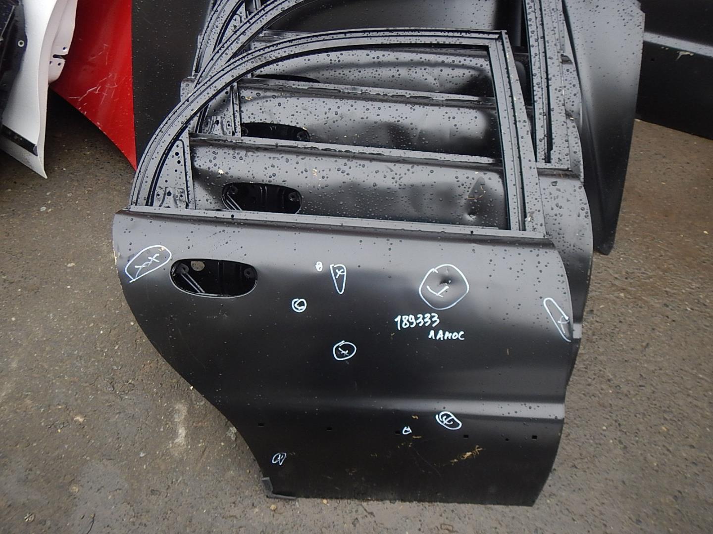 Дверь задняя правая