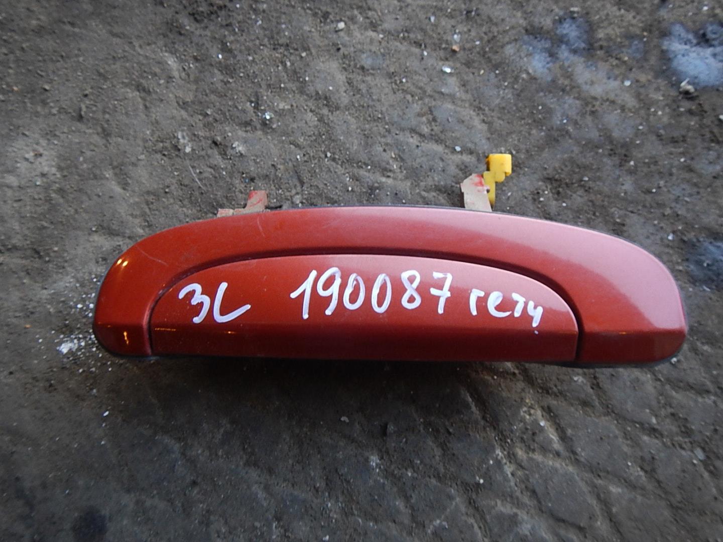 Ручка двери задней наружная левая