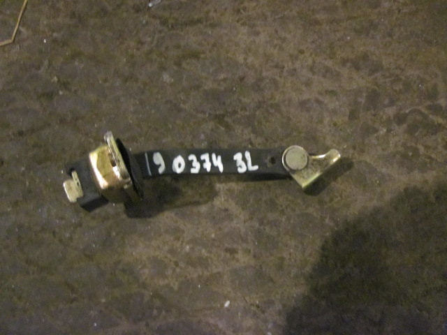 Ограничитель двери