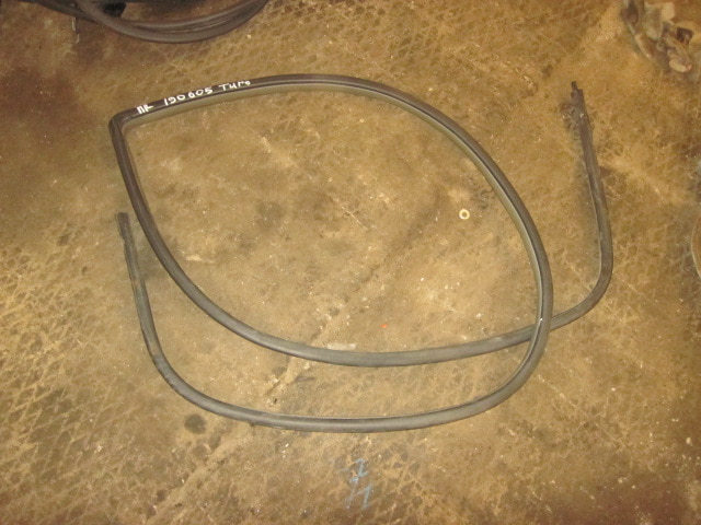 Уплотнитель двери