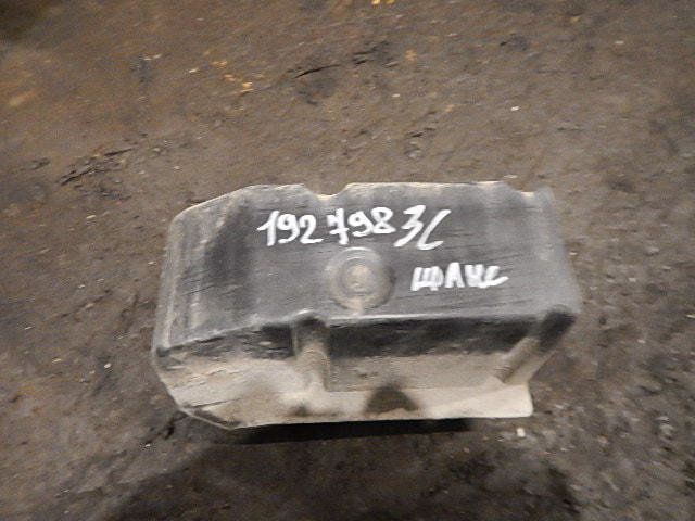 Кронштейн заднего бампера левый