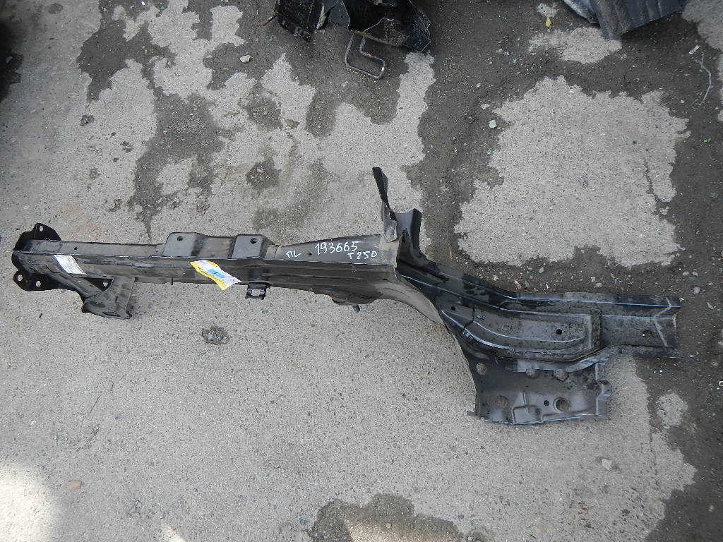 Лонжерон передний левый