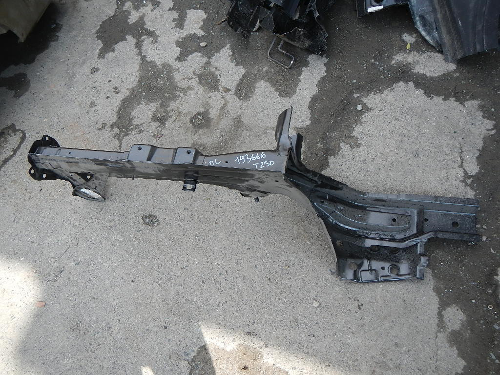 Лонжерон передний левый