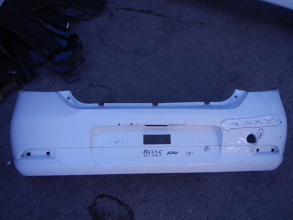 Бампер задний