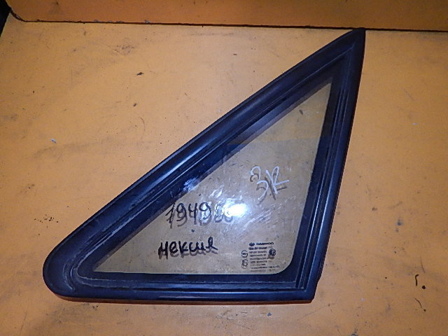 Стекло кузовное глухое правое