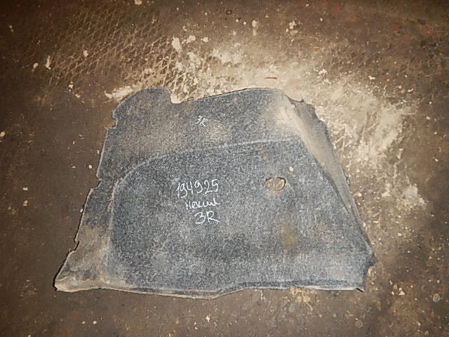 Обшивка багажника