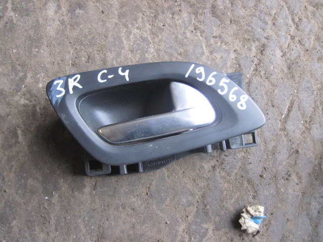 Ручка двери внутренняя правая