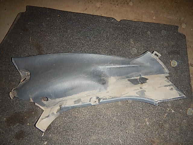 Накладка заднего крыла правого