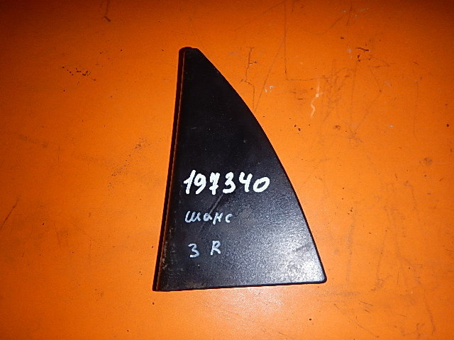 Накладка двери задней правой