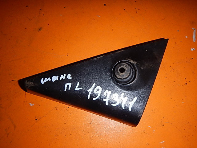 Крышка зеркала внутренняя правая