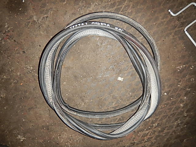 Уплотнитель багажника для Albea (178) 2002-2012