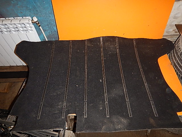 Пол багажника