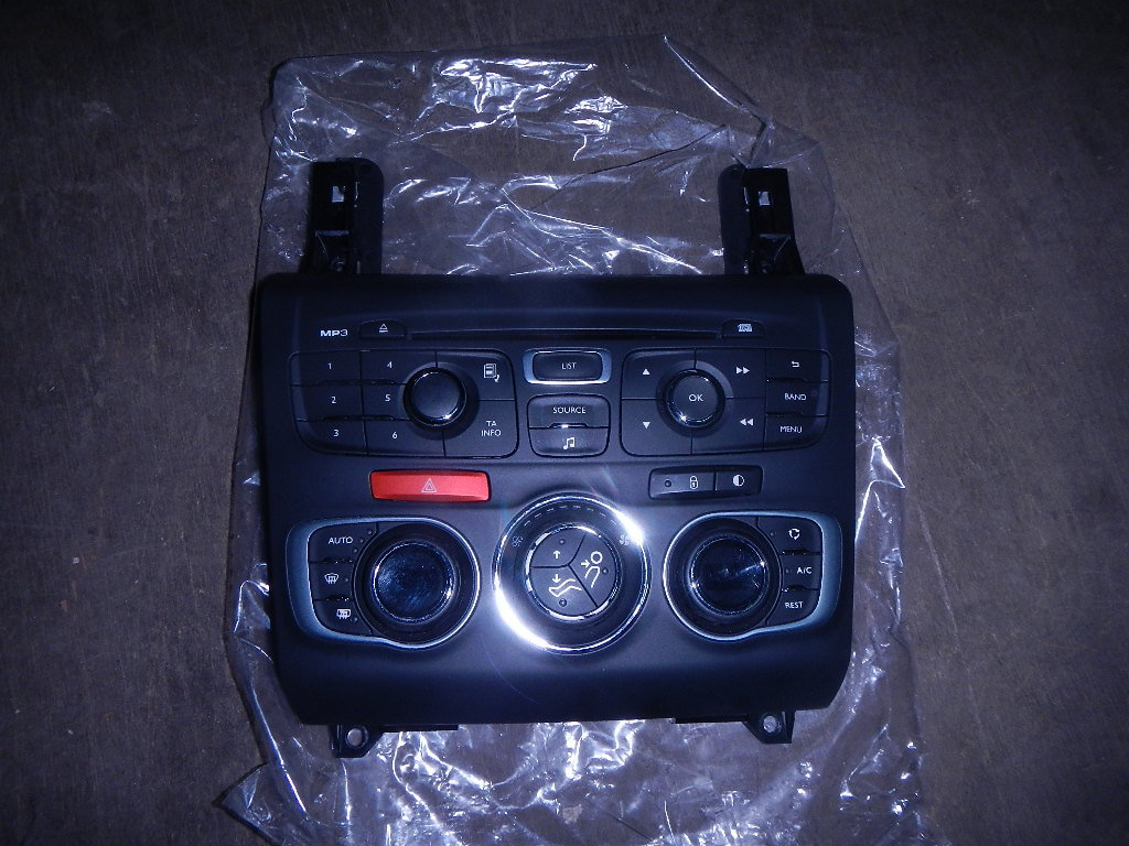 Блок управления климатической установкой