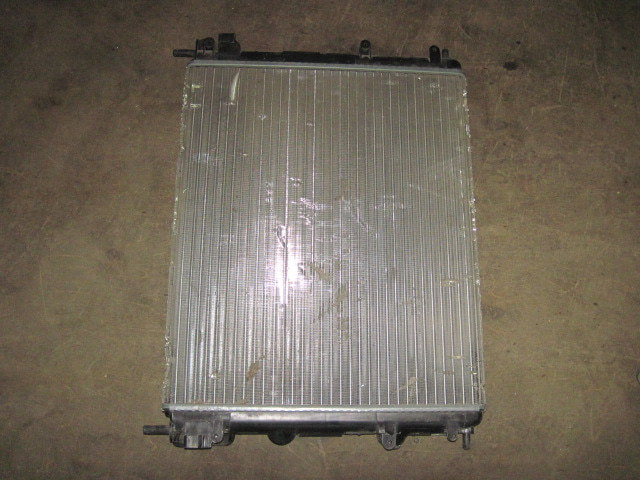 Радиатор охлаждения двигателя основной