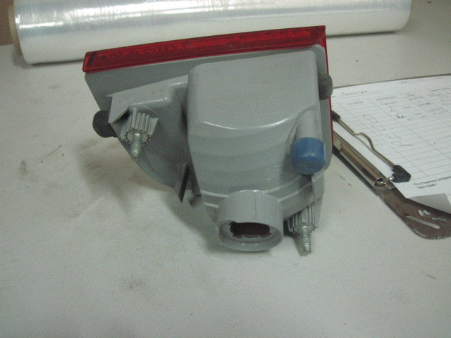 Фонарь задний противотуманный