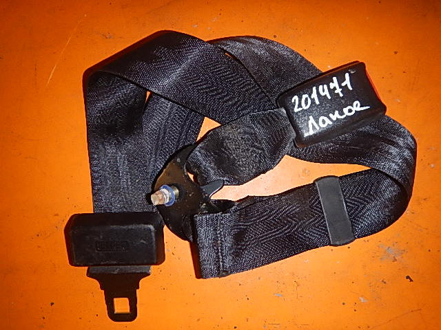 Ремень безопасности