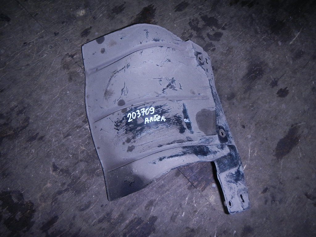 Пыльник двигателя