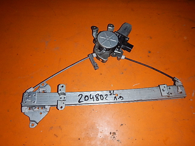 Стеклоподъемник электр. задний левый