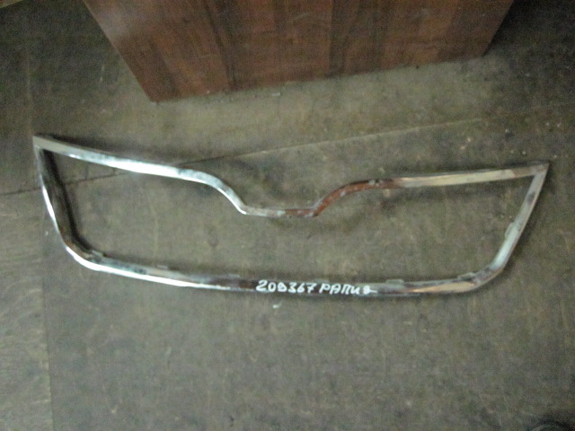 Накладка на решетку радиатора