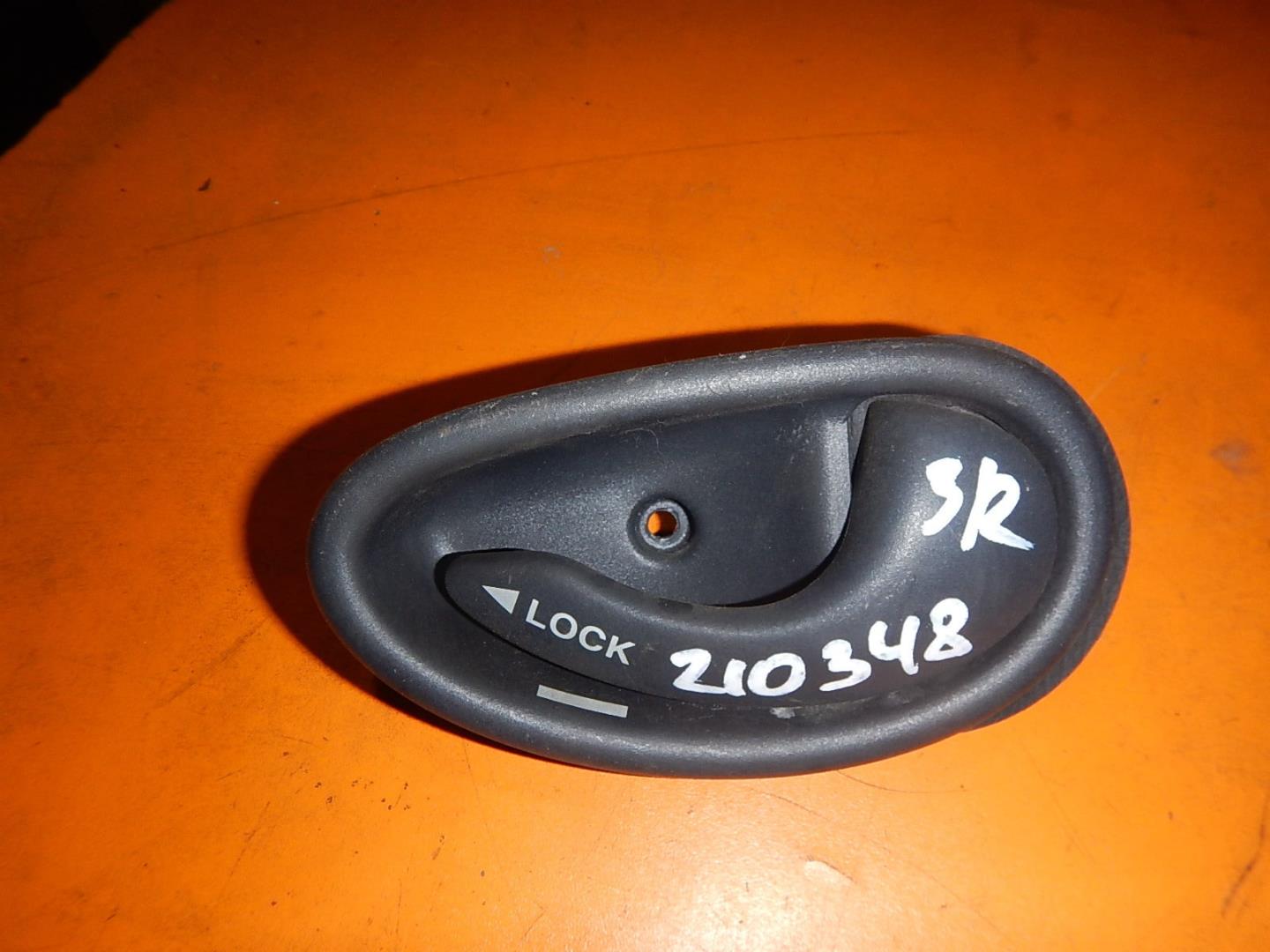 Ручка двери внутренняя правая