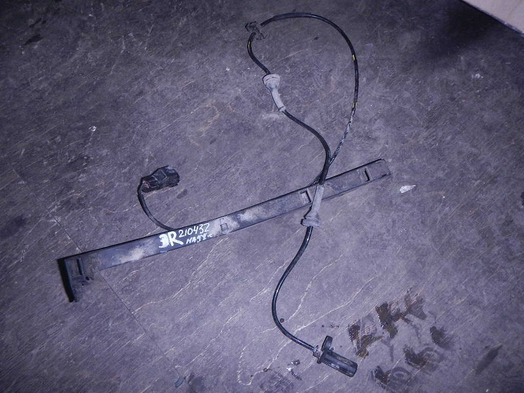 Датчик ABS задний