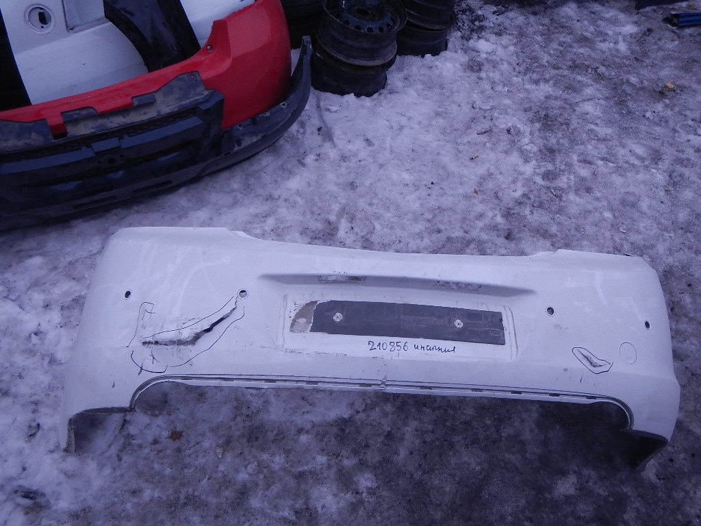 Бампер задний