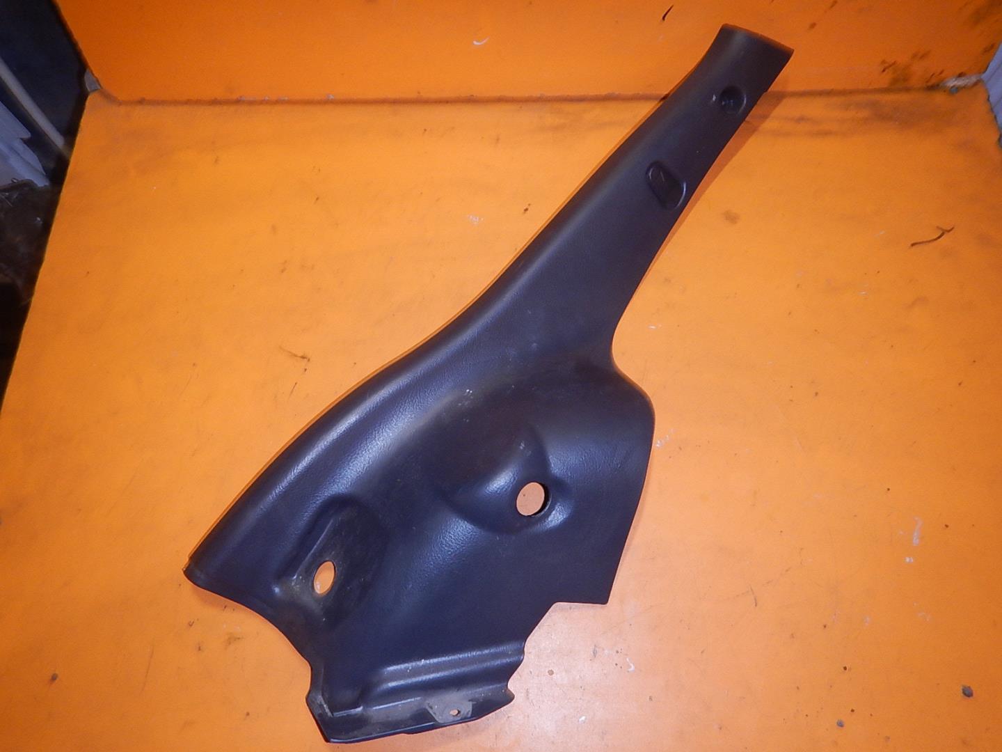 Обшивка стойки