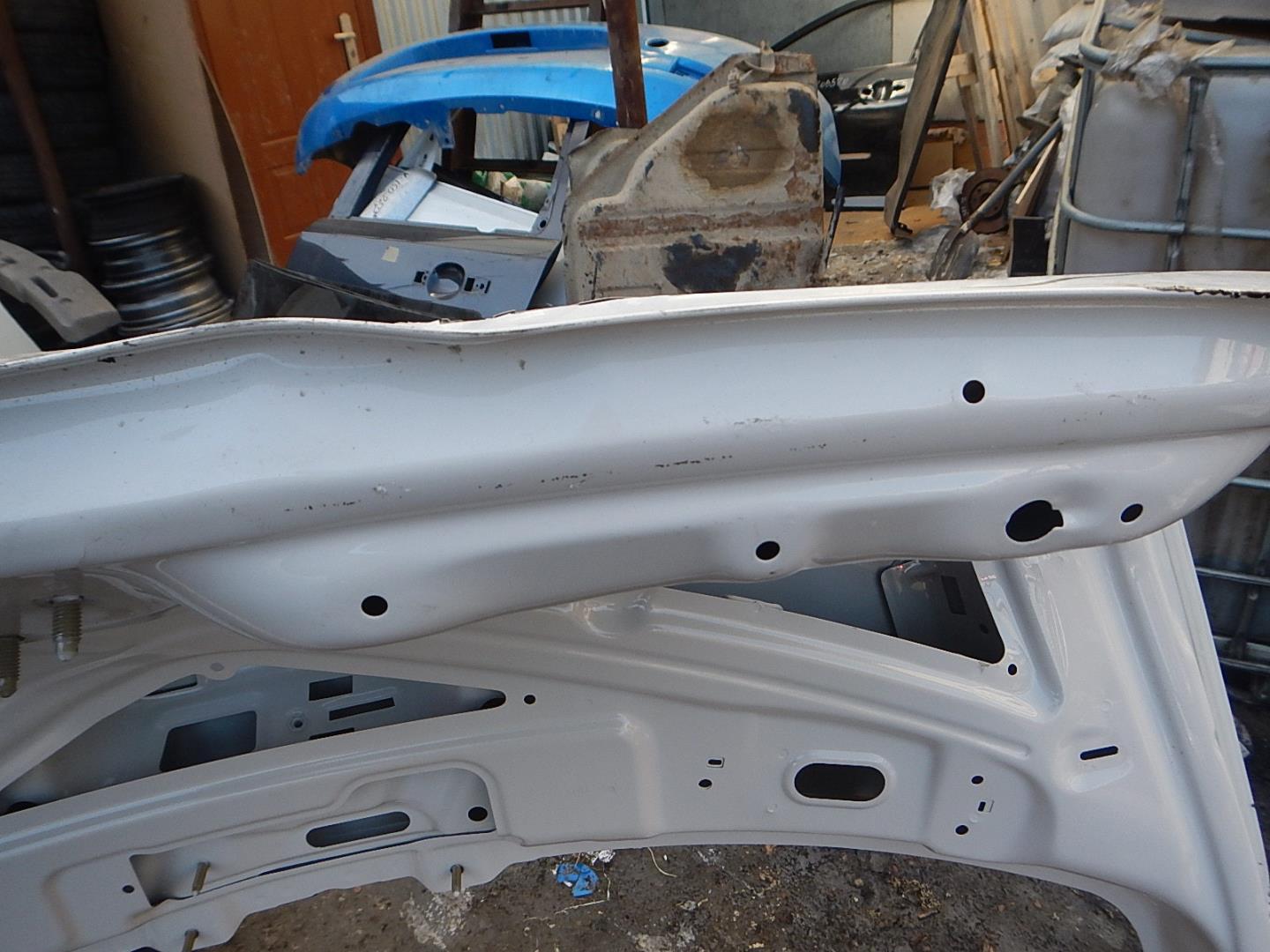 Дверь багажника