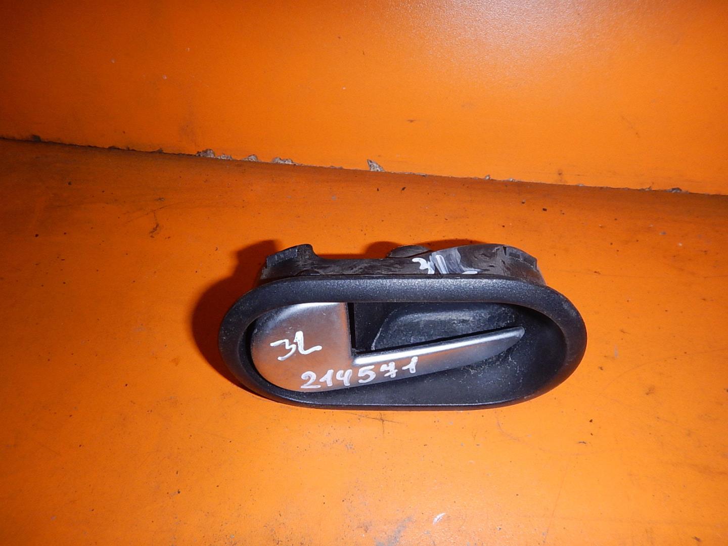 Ручка двери внутренняя левая