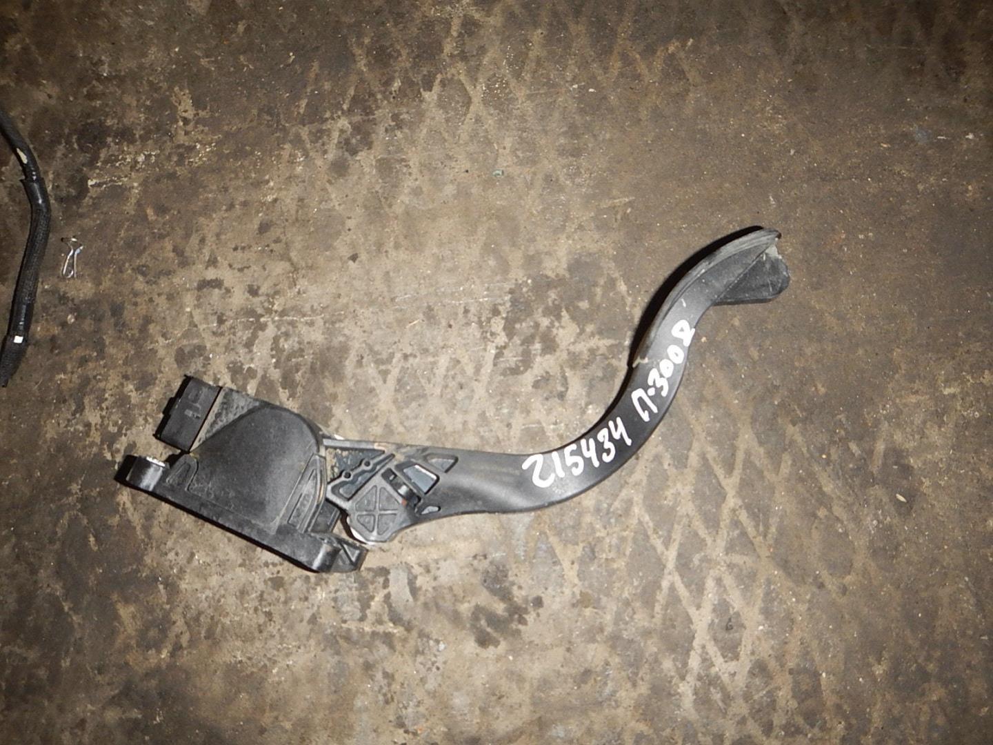 Педаль газа