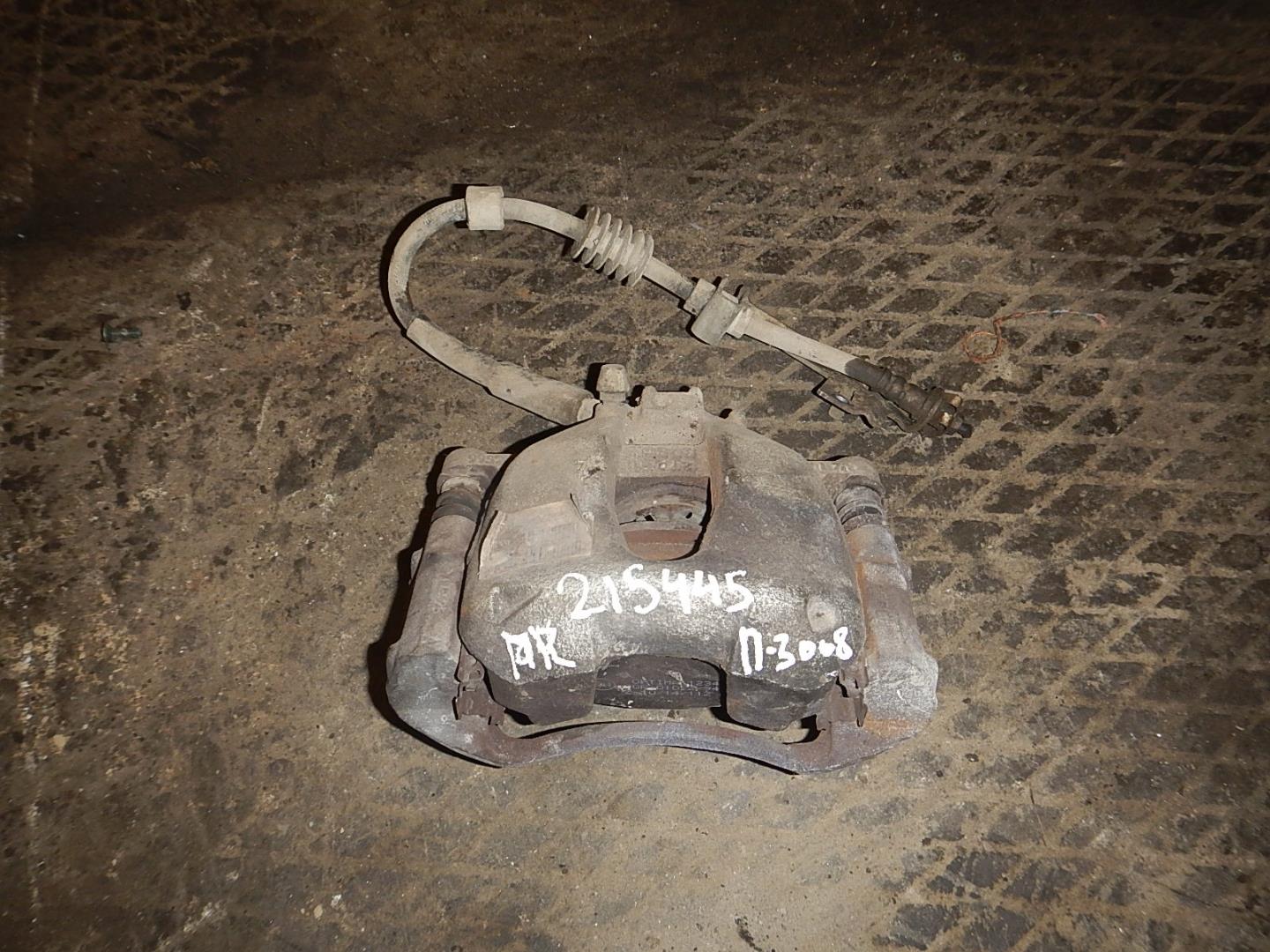 Суппорт передний правый