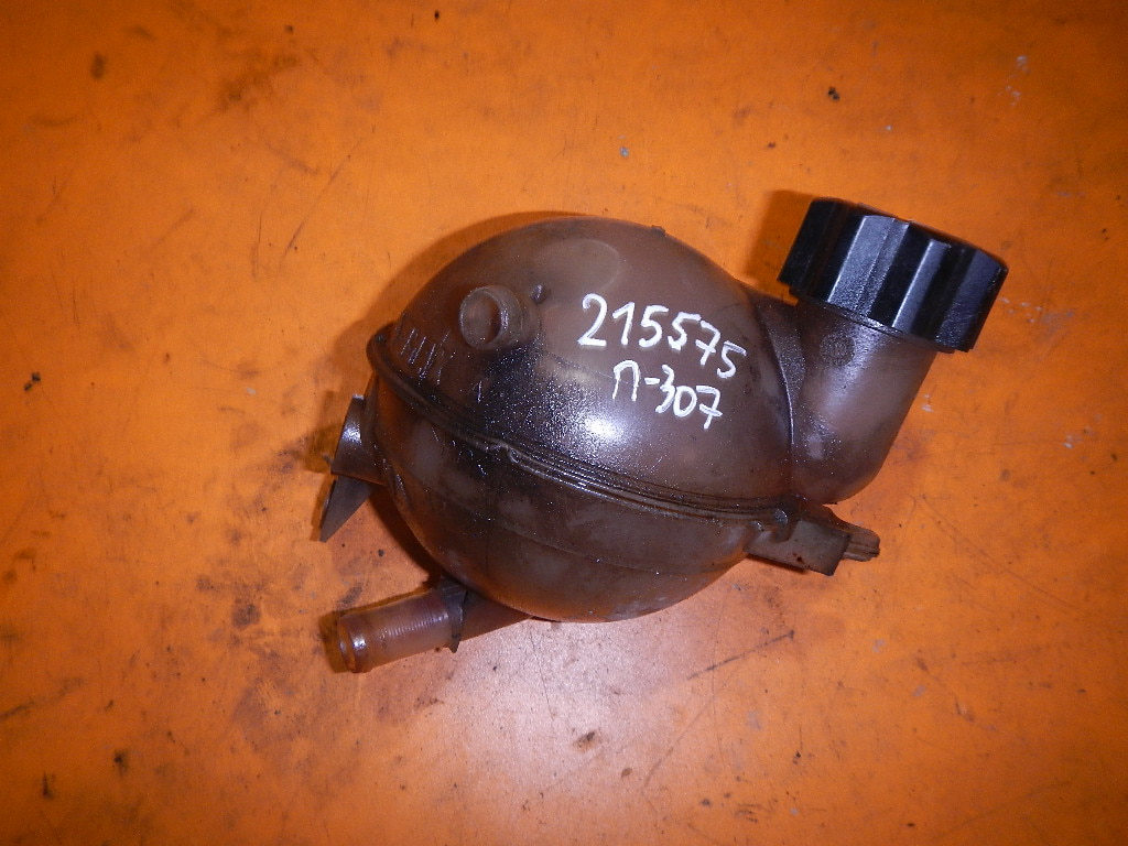 Бачок расширительный