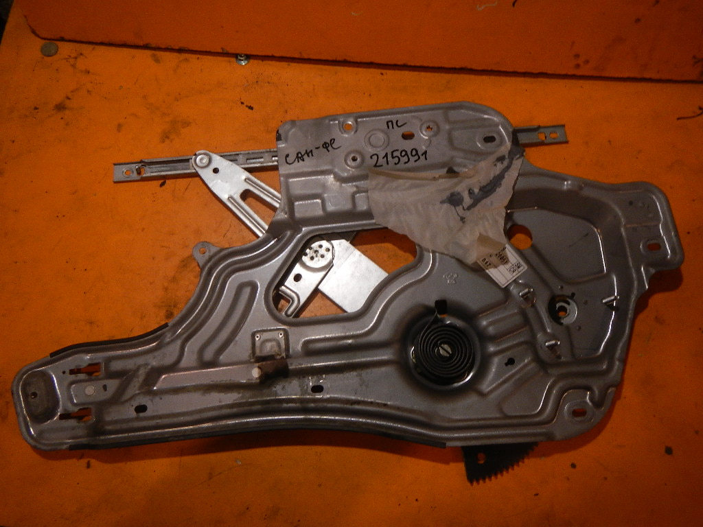 Стеклоподъемник электр. передний левый