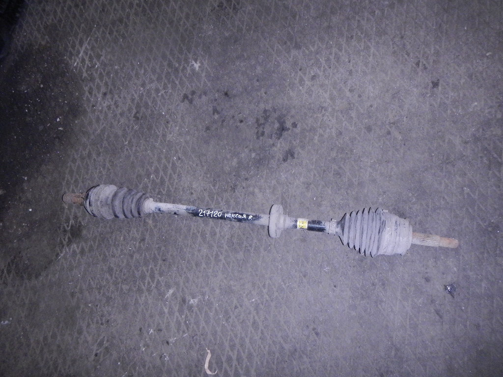 Полуось передняя правая