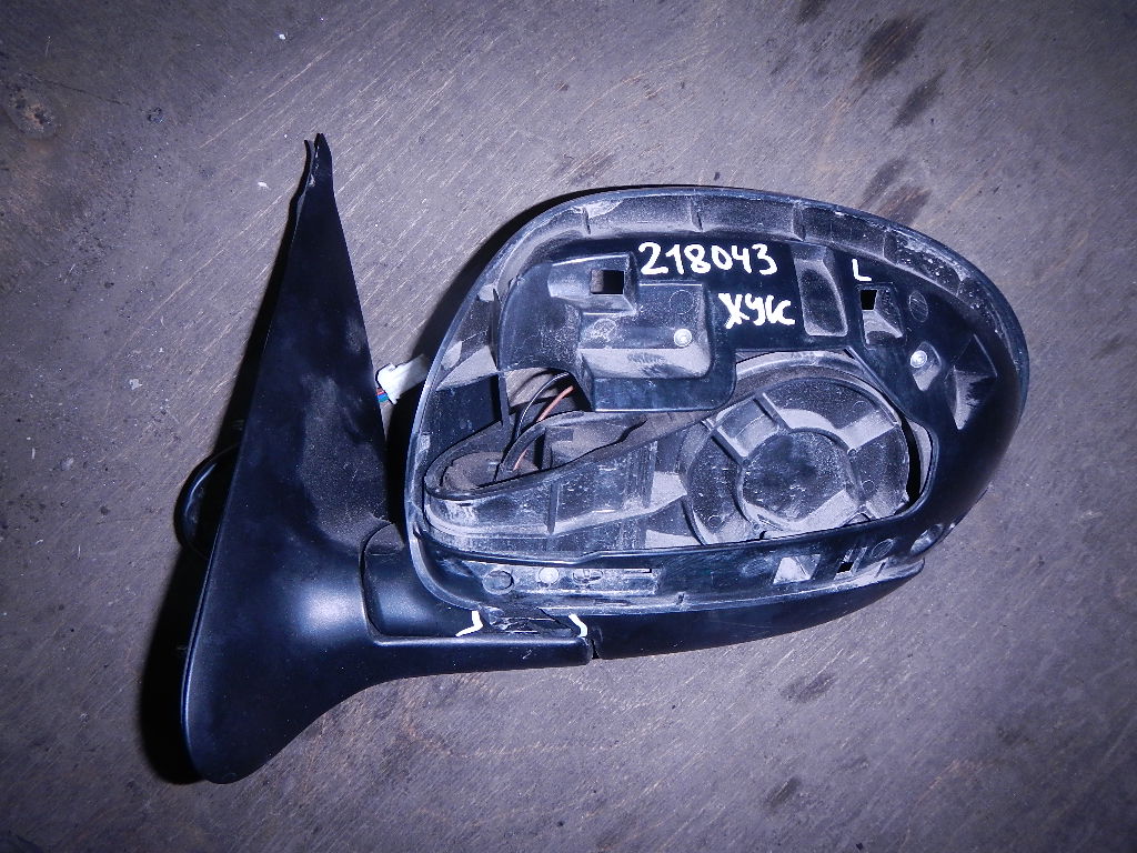 Зеркало левое электрическое