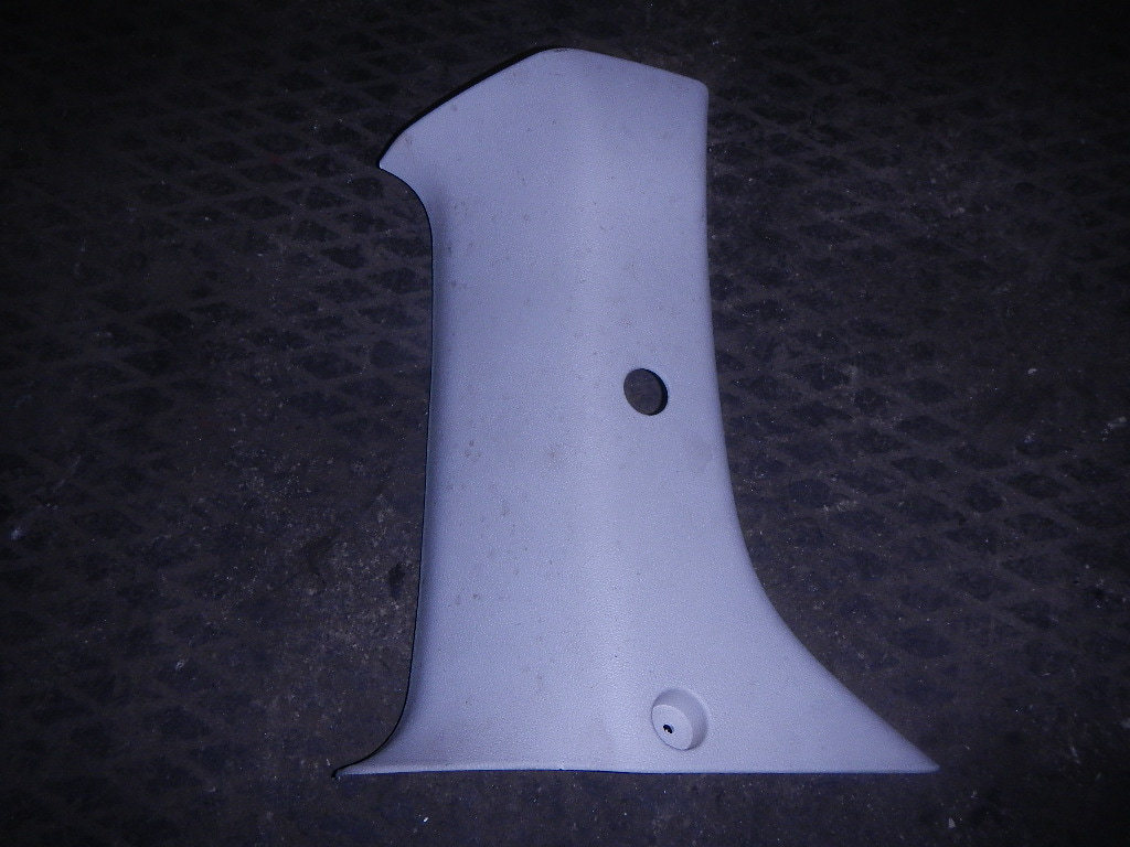 Обшивка багажника