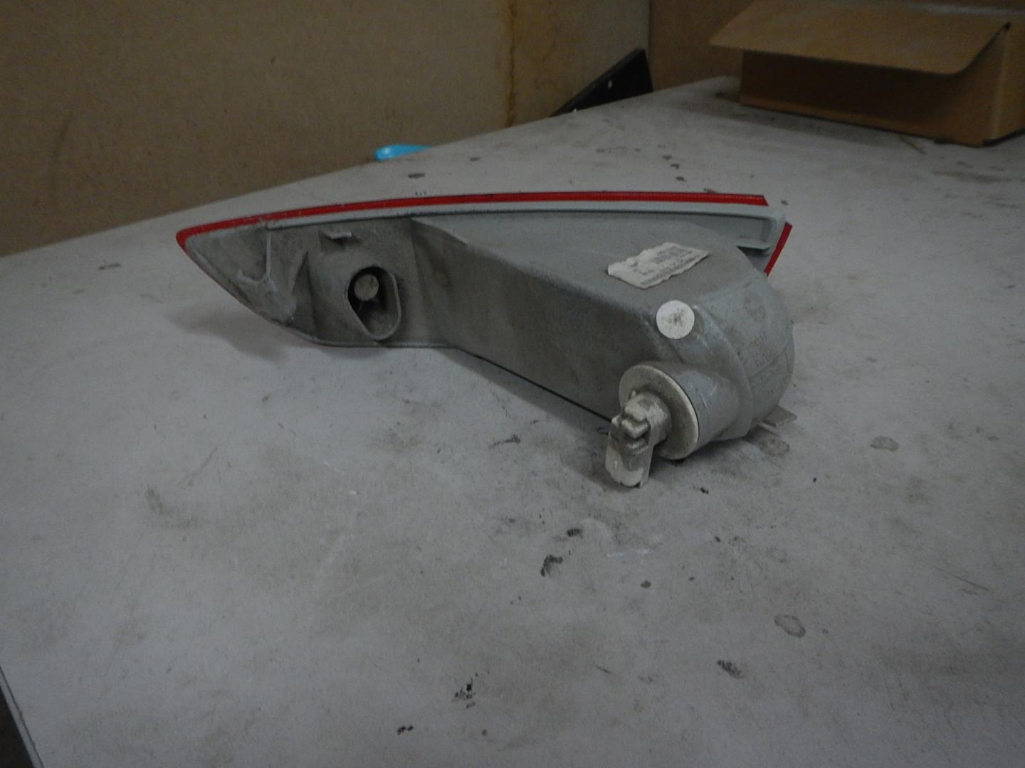 Фонарь задний противотуманный