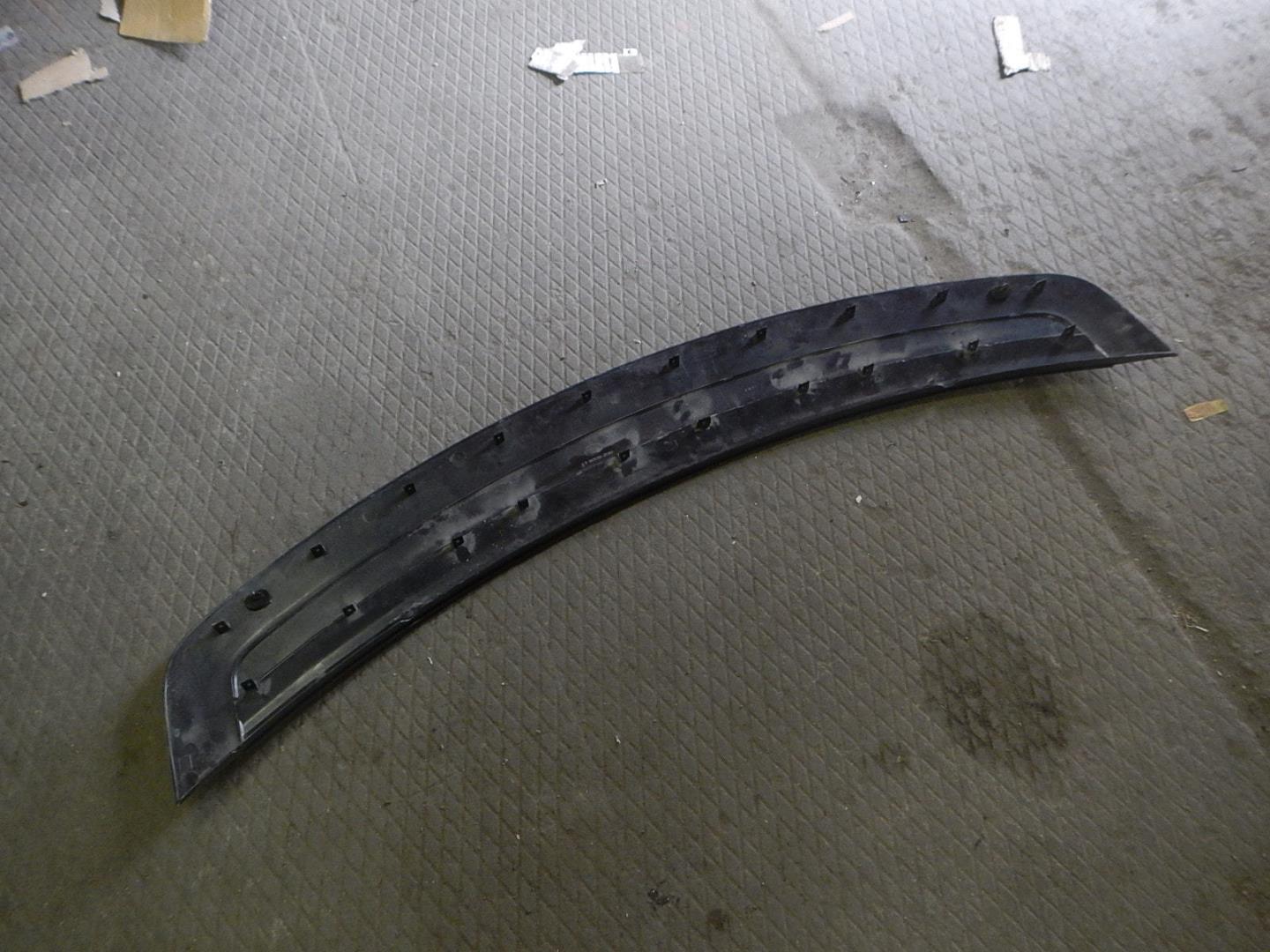 Решетка в капот