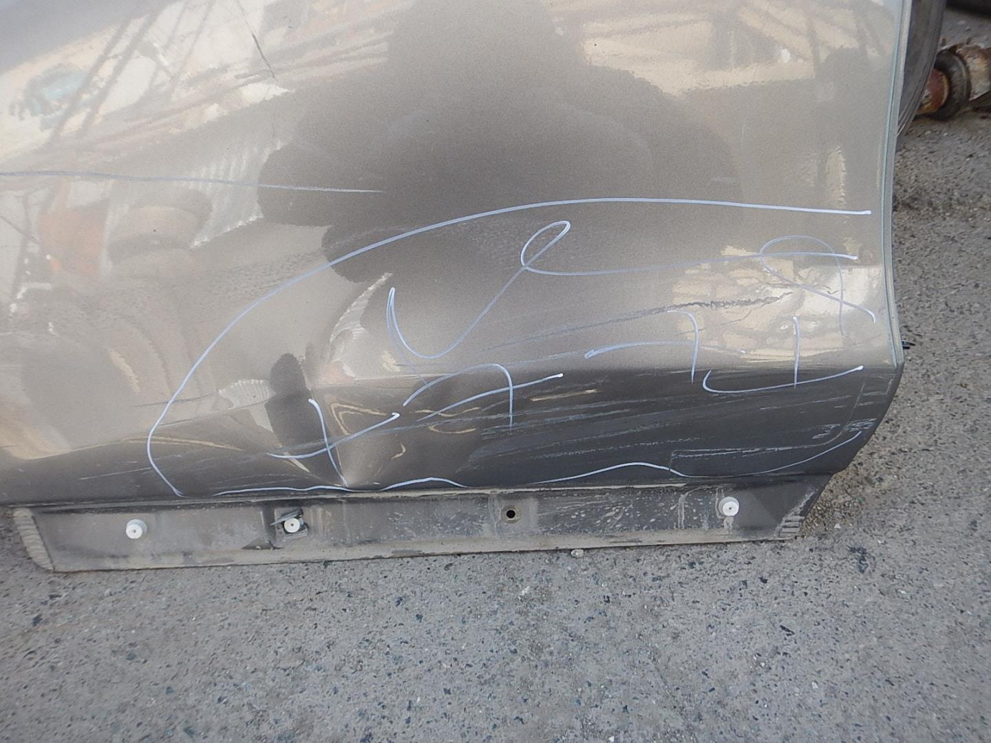 Дверь задняя правая