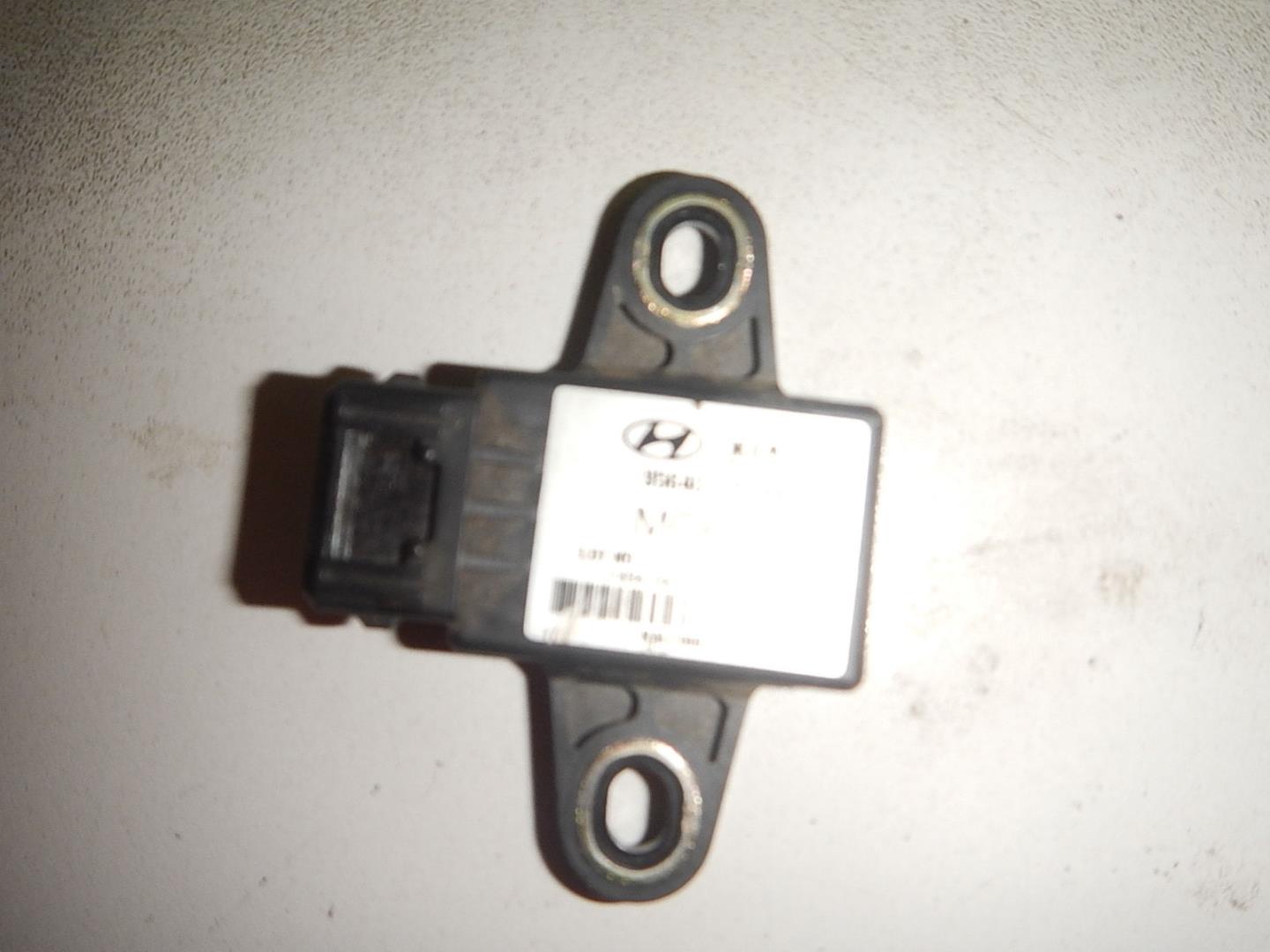 Датчик ускорения