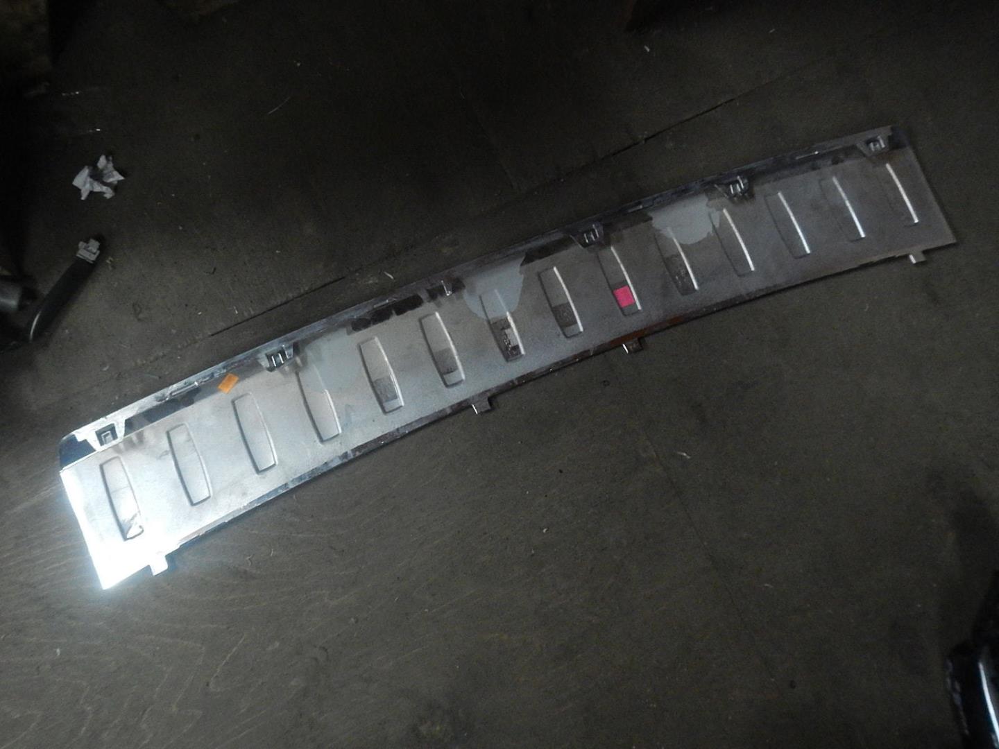 Накладка заднего бампера